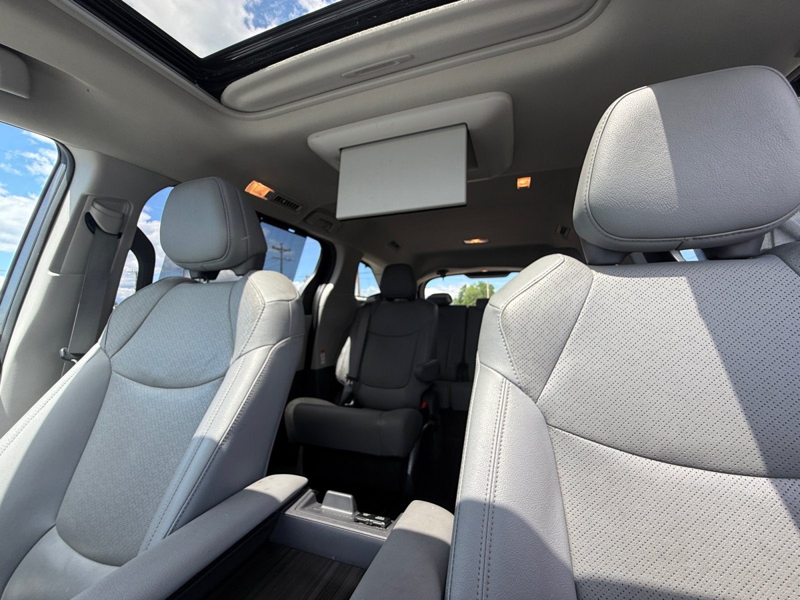 2024 Toyota Sienna Limited