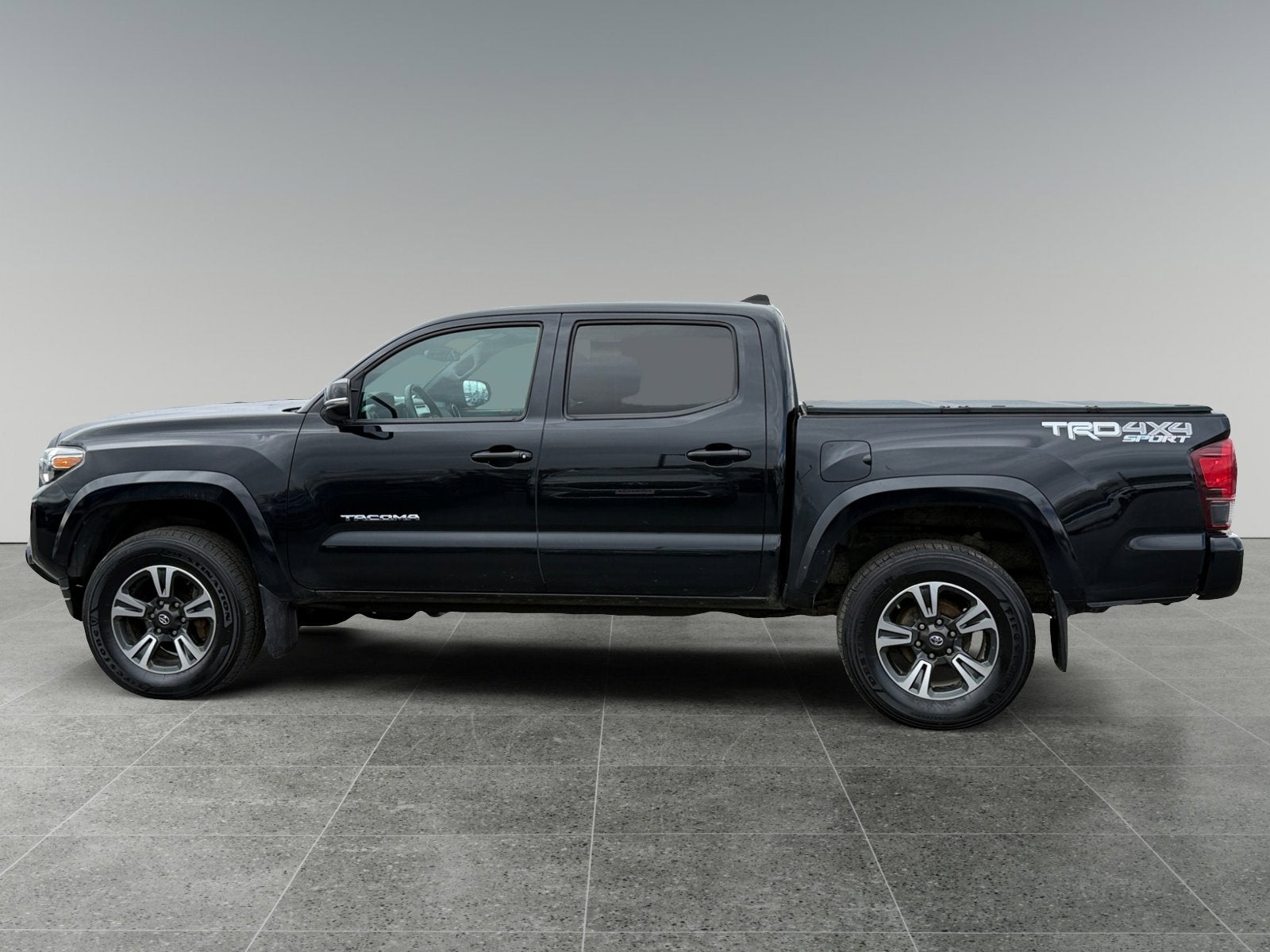 2018 Toyota Tacoma TRD Sport