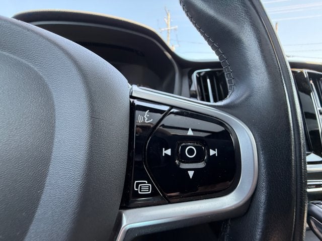 2020 Volvo S60 Momentum