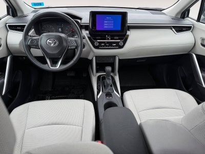 2025 Toyota Corolla Cross LE