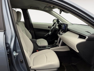 2025 Toyota Corolla Cross LE