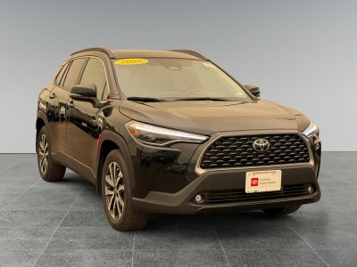 2025 Toyota Corolla Cross XLE