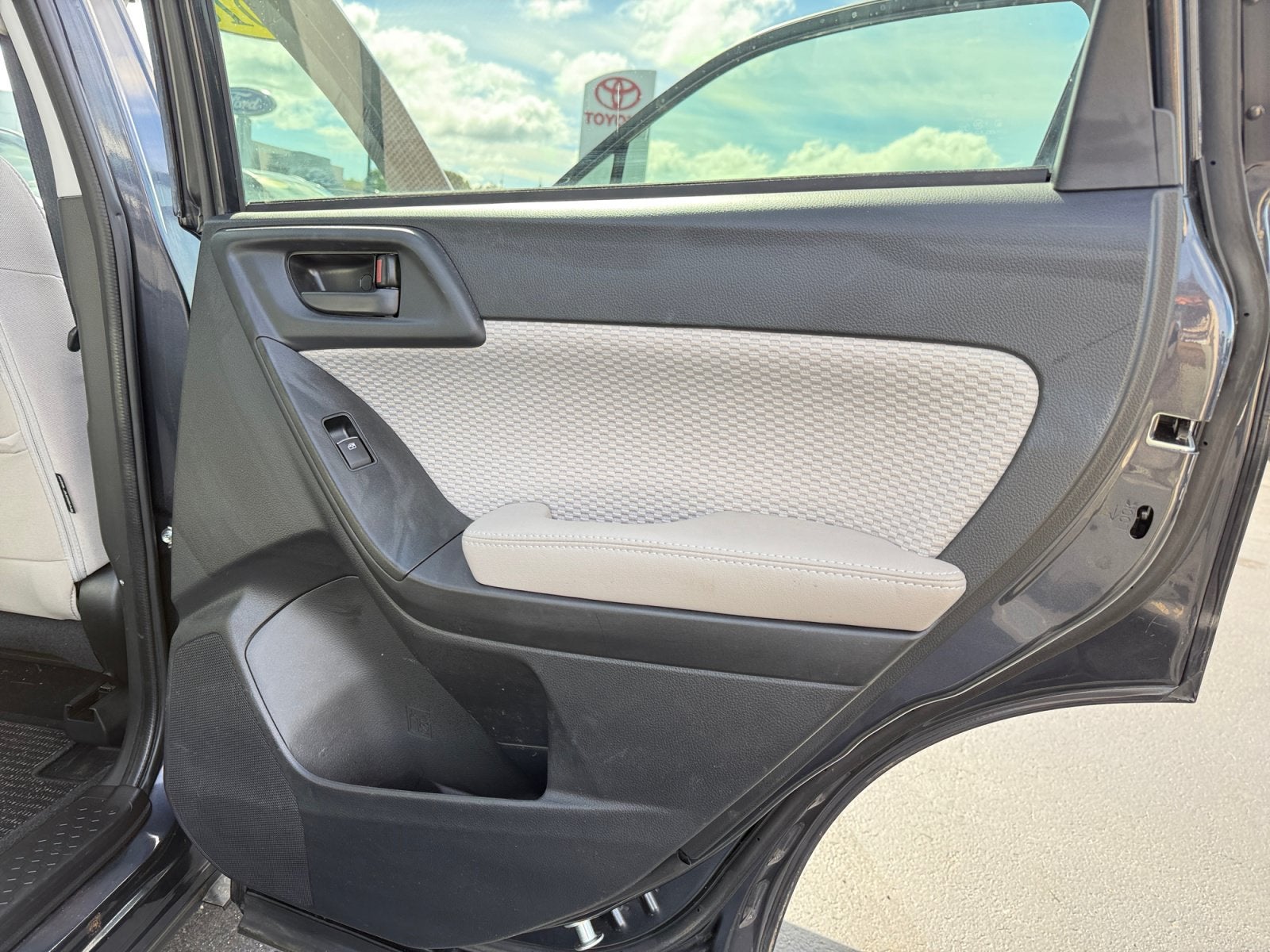 2018 Subaru Forester Premium