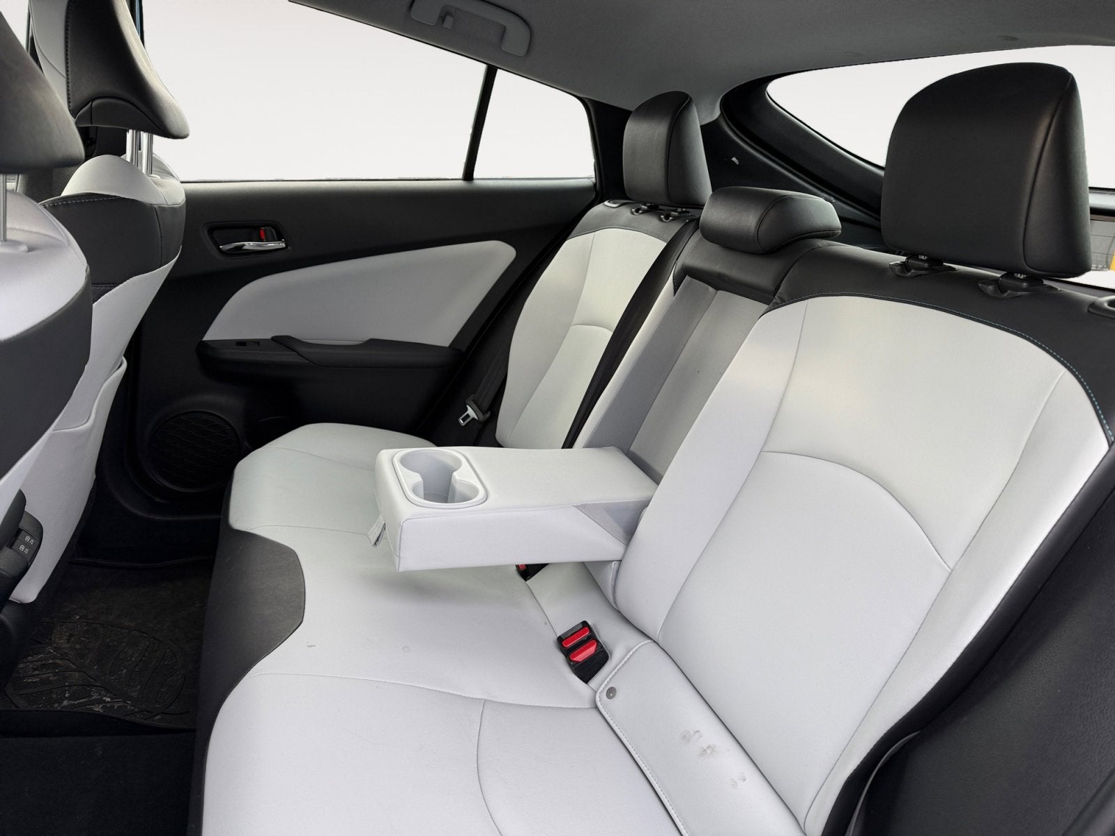 2019 Toyota Prius XLE