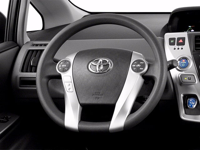 2014 Toyota Prius v Base