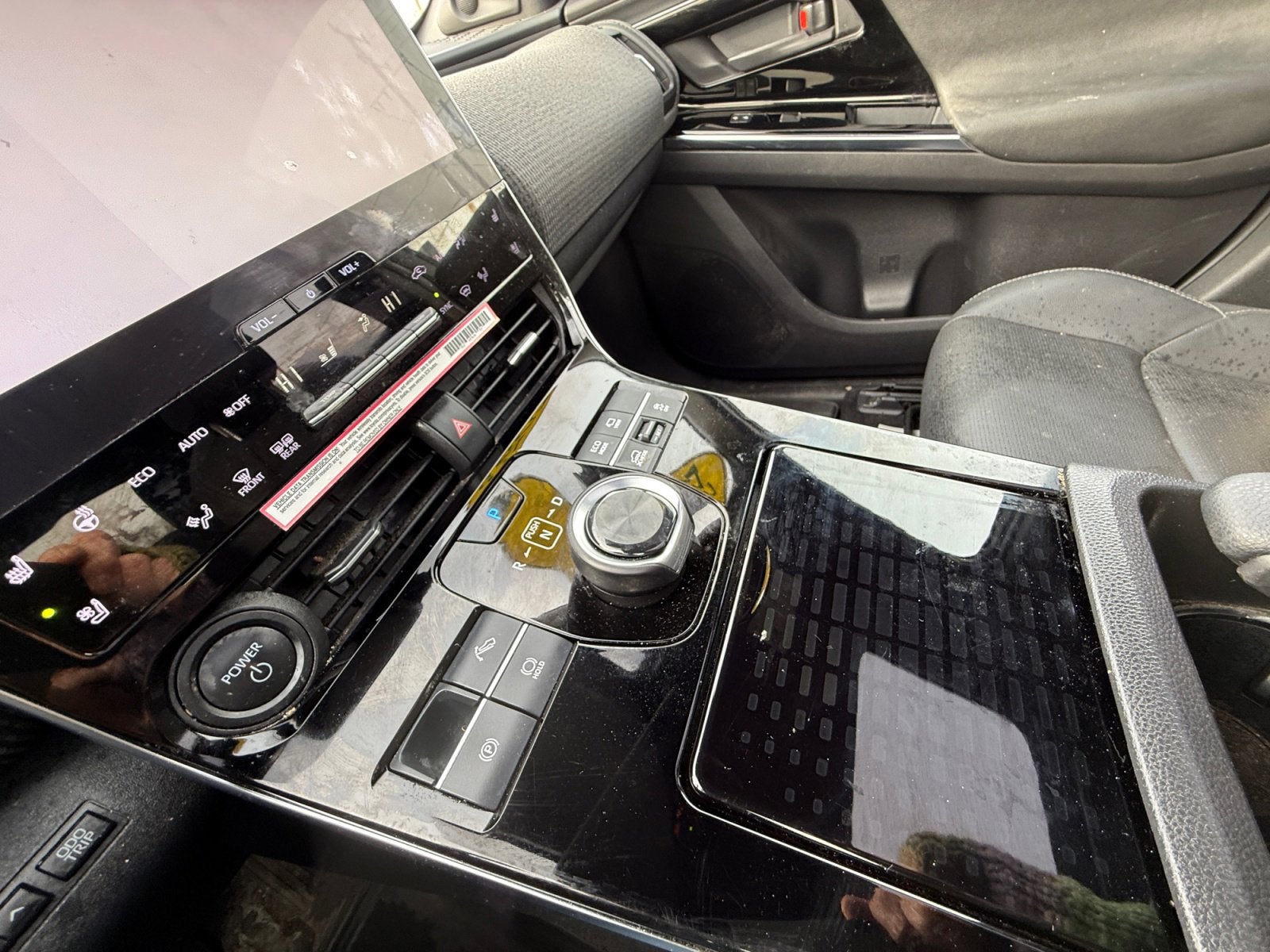 2023 Toyota bZ4X Limited