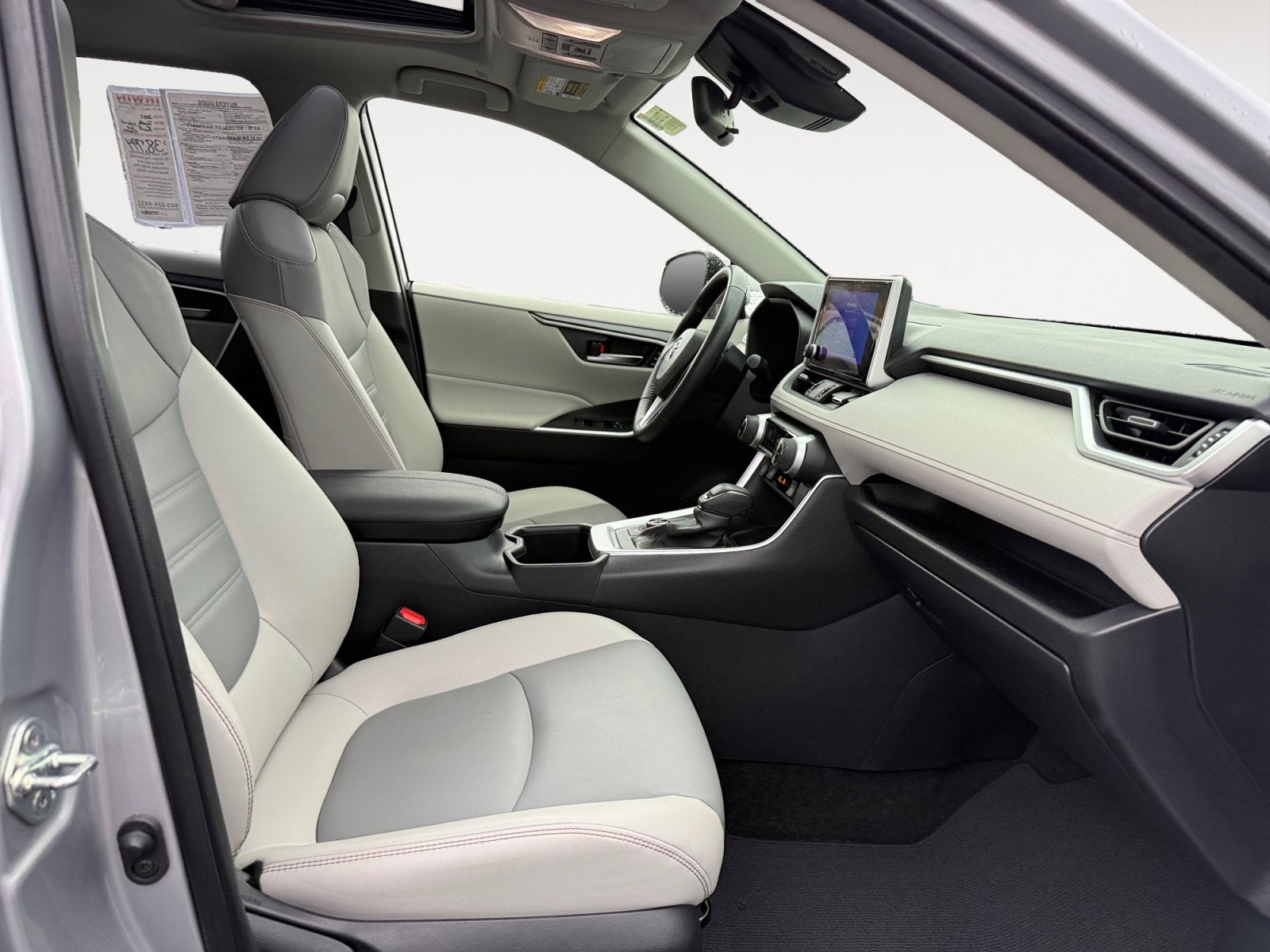 2023 Toyota RAV4 Hybrid XLE Premium