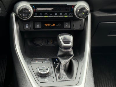 2019 Toyota RAV4 Hybrid XLE