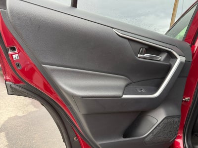 2019 Toyota RAV4 Hybrid XLE