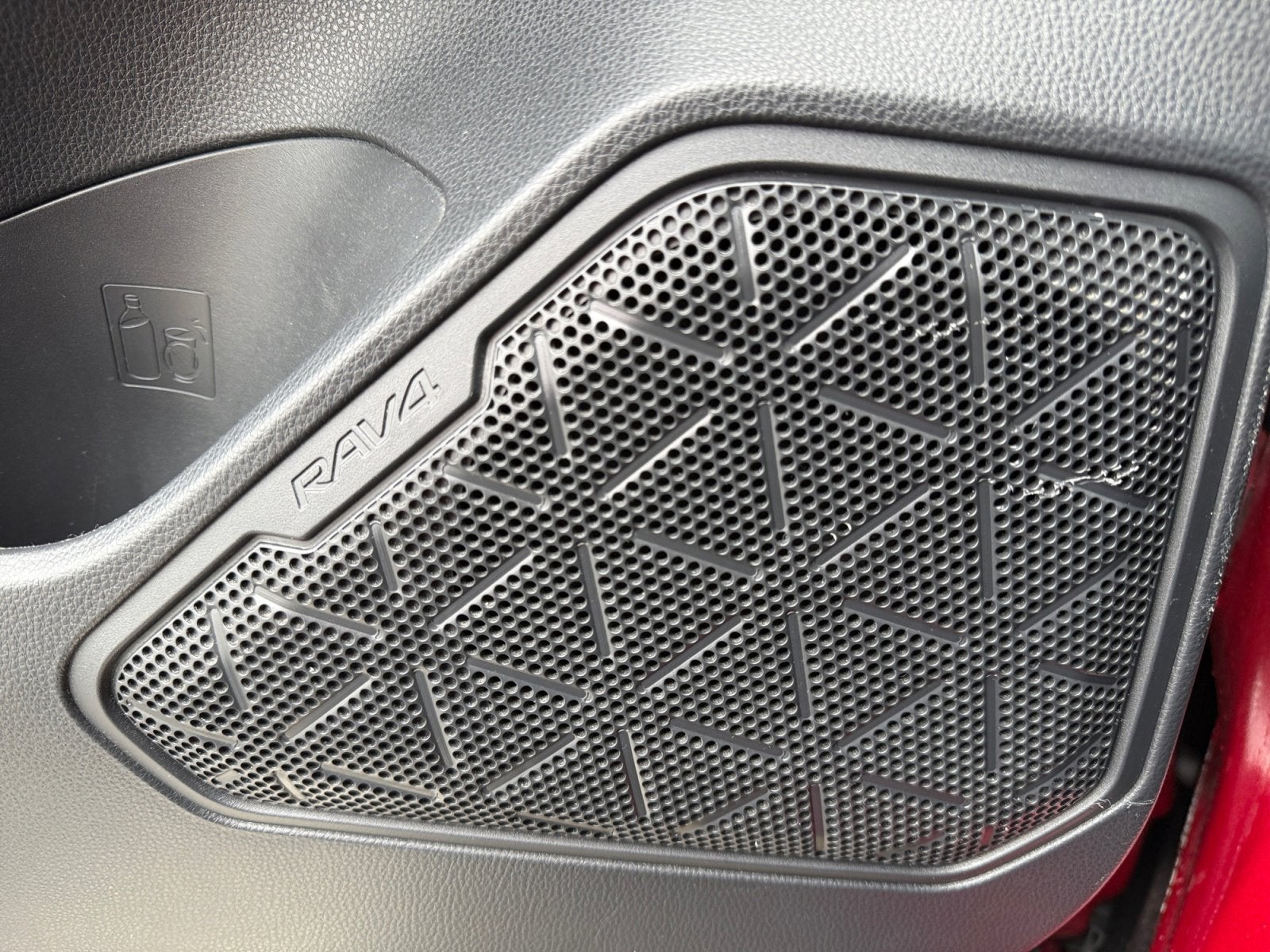 2019 Toyota RAV4 Hybrid XLE