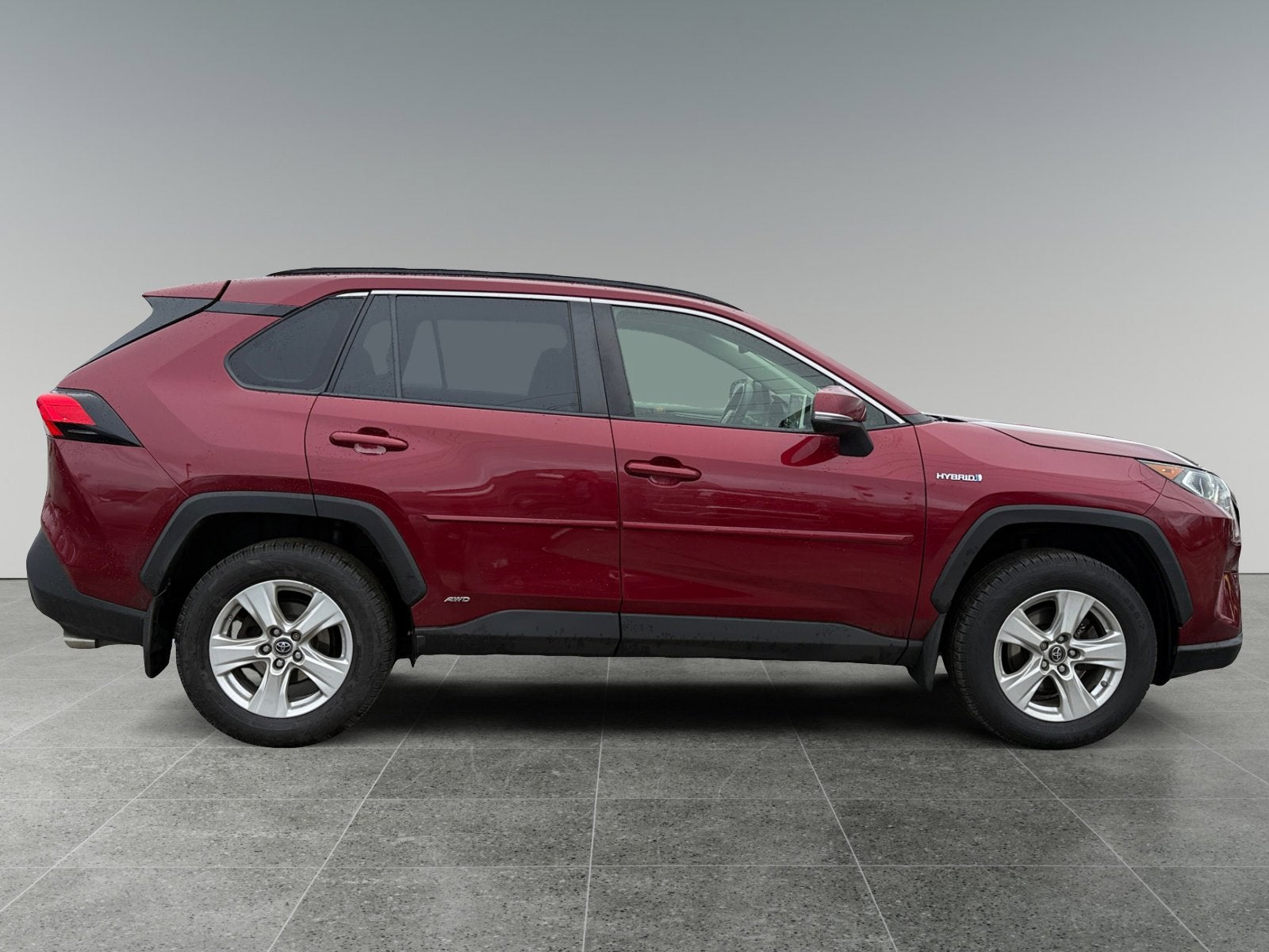 2019 Toyota RAV4 Hybrid XLE