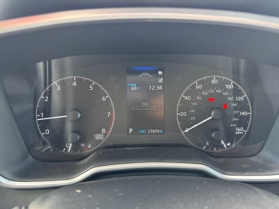 2025 Toyota Corolla Hatchback SE