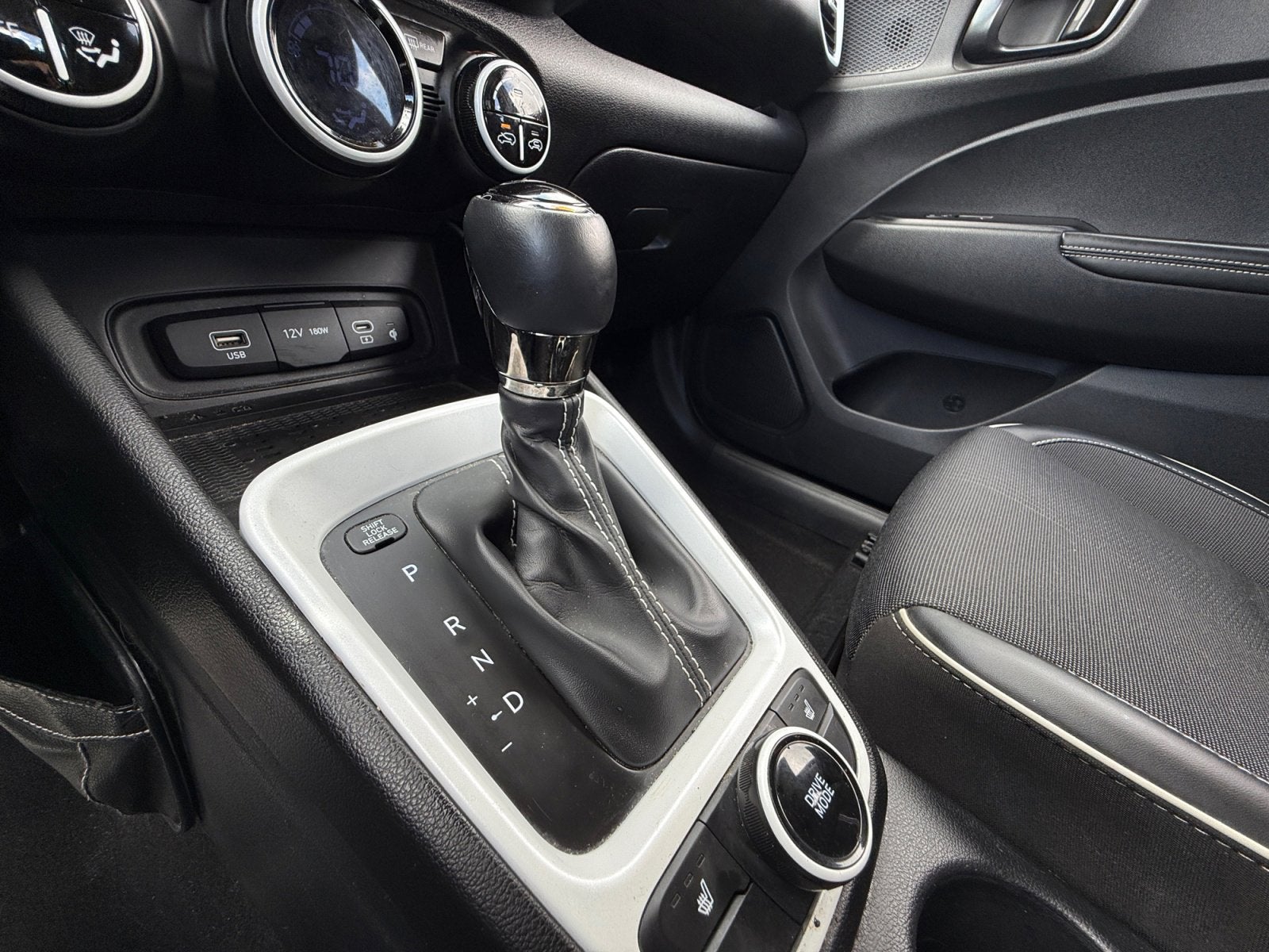 2023 Hyundai Venue Limited