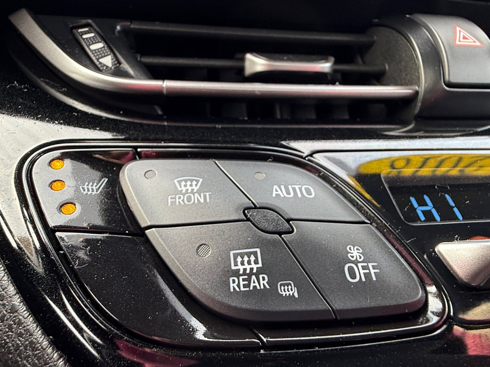 2018 Toyota C-HR XLE Premium