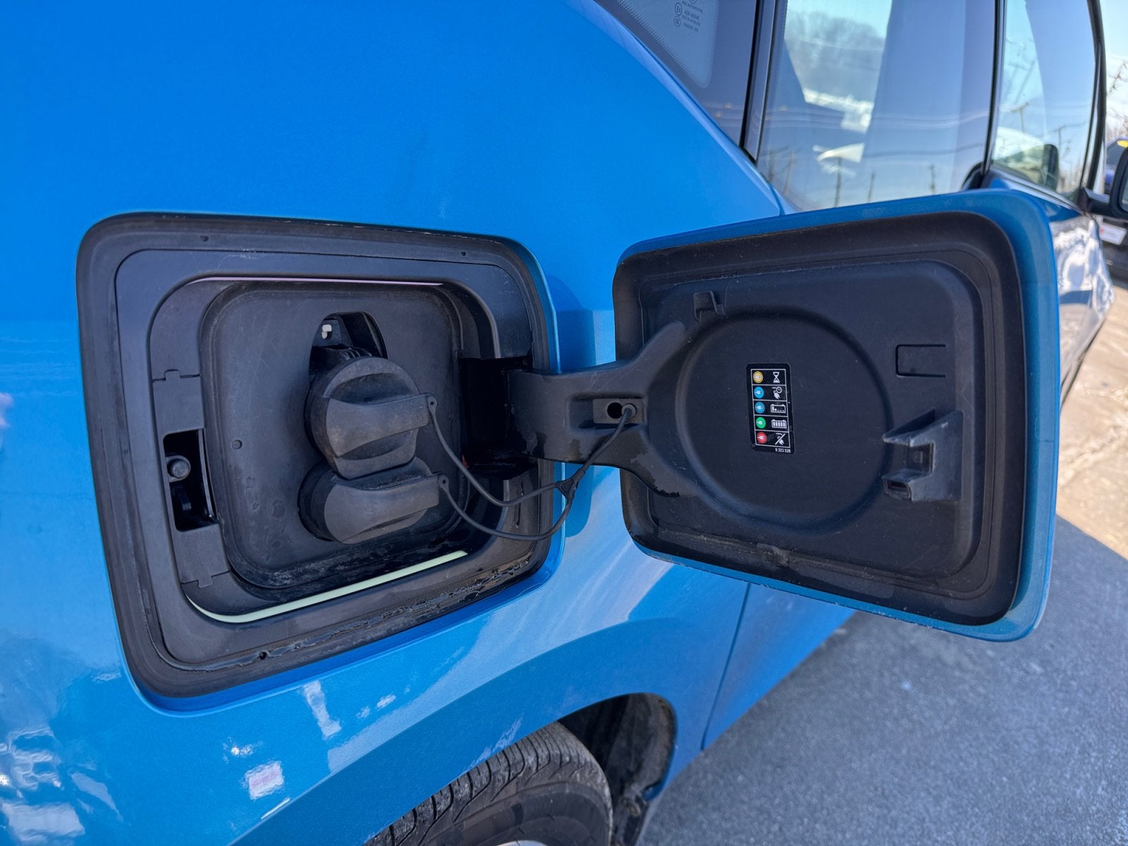 2017 BMW i3 94Ah w/Range Extender