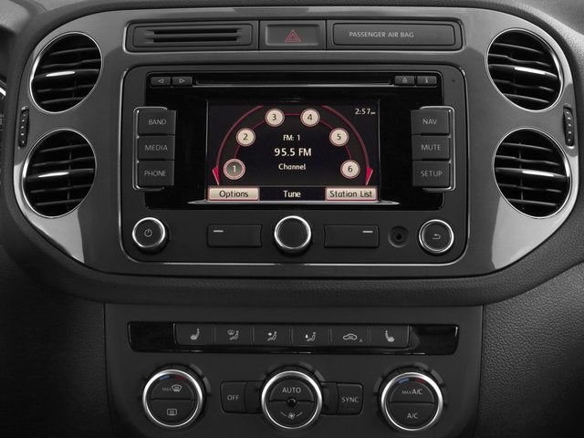 2016 Volkswagen Tiguan Base