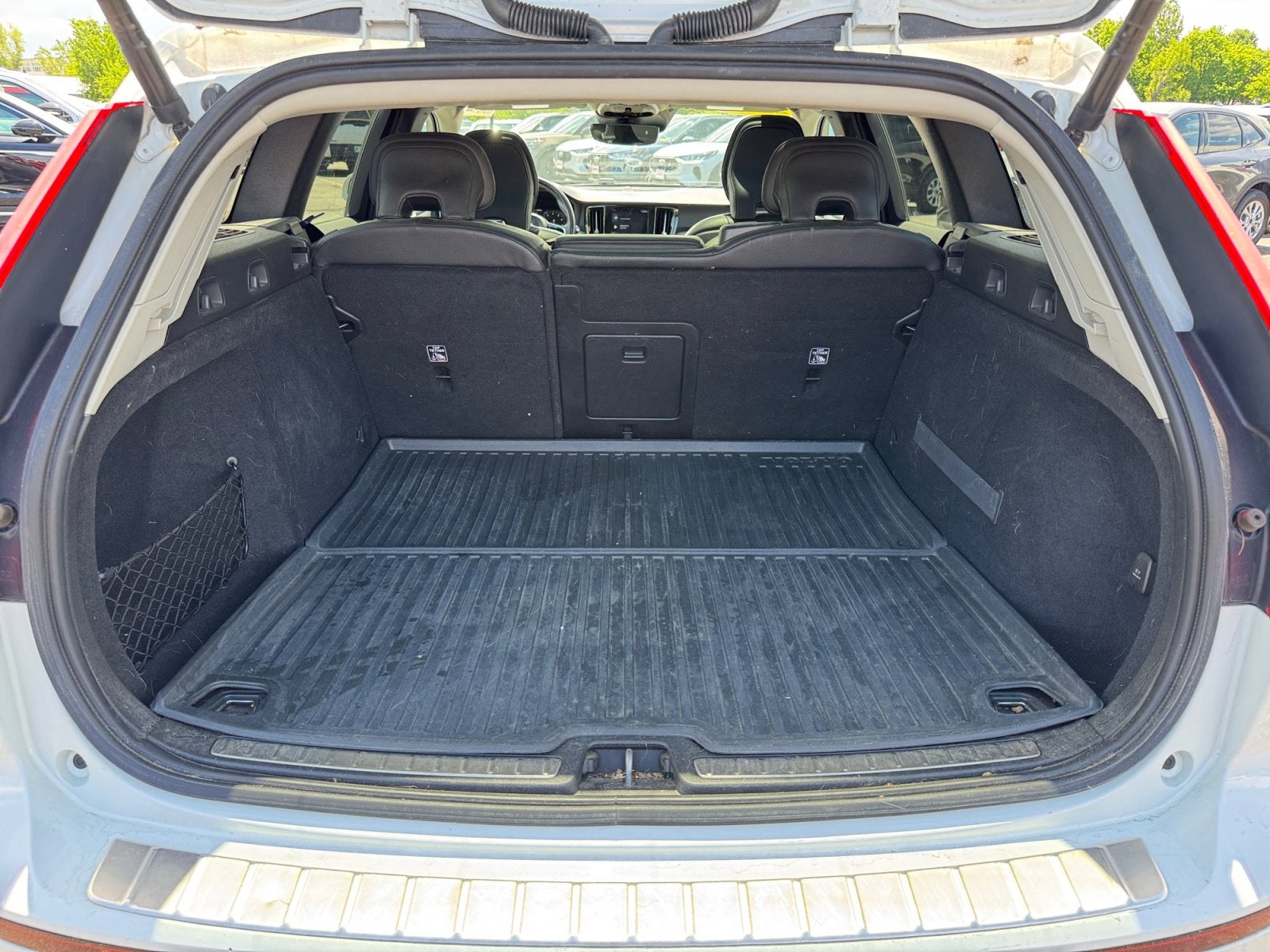 2020 Volvo V60 Cross Country T5