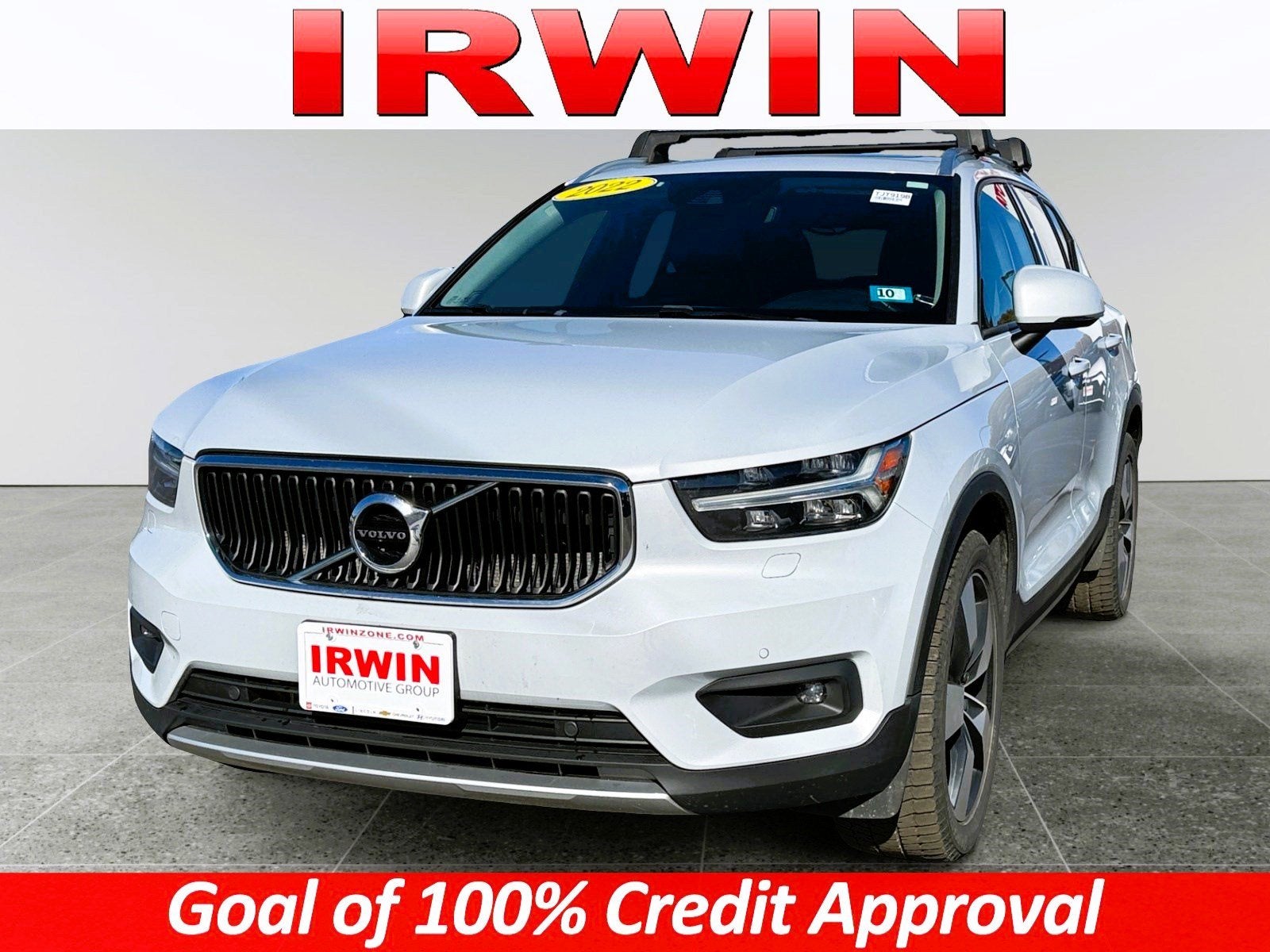 2022 Volvo XC40 Momentum