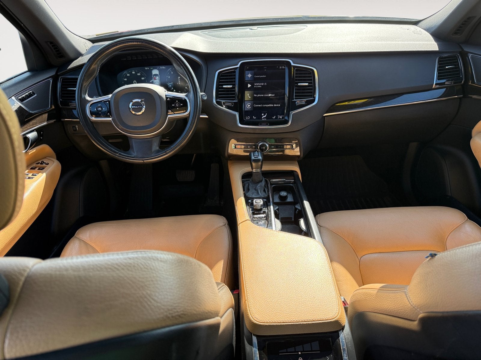 2018 Volvo XC90 Momentum
