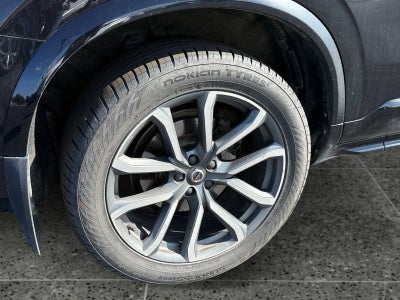 2018 Volvo XC90 Momentum