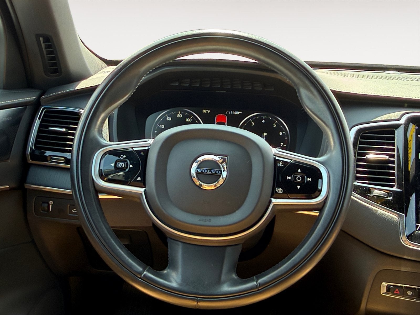 2022 Volvo XC90 Inscription