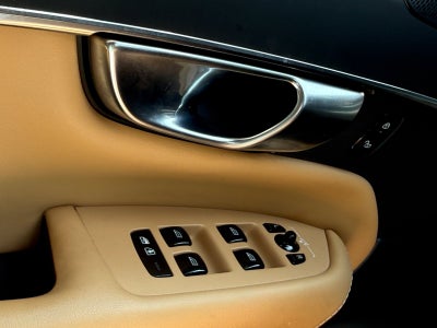 2022 Volvo XC90 Inscription