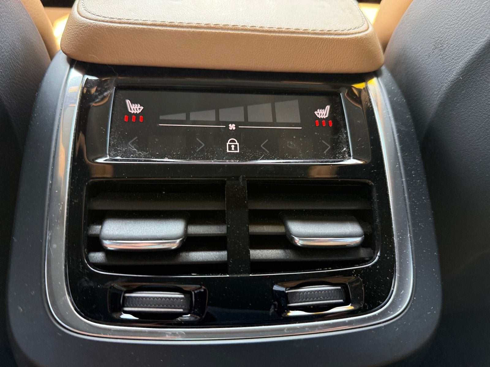 2022 Volvo XC90 Inscription