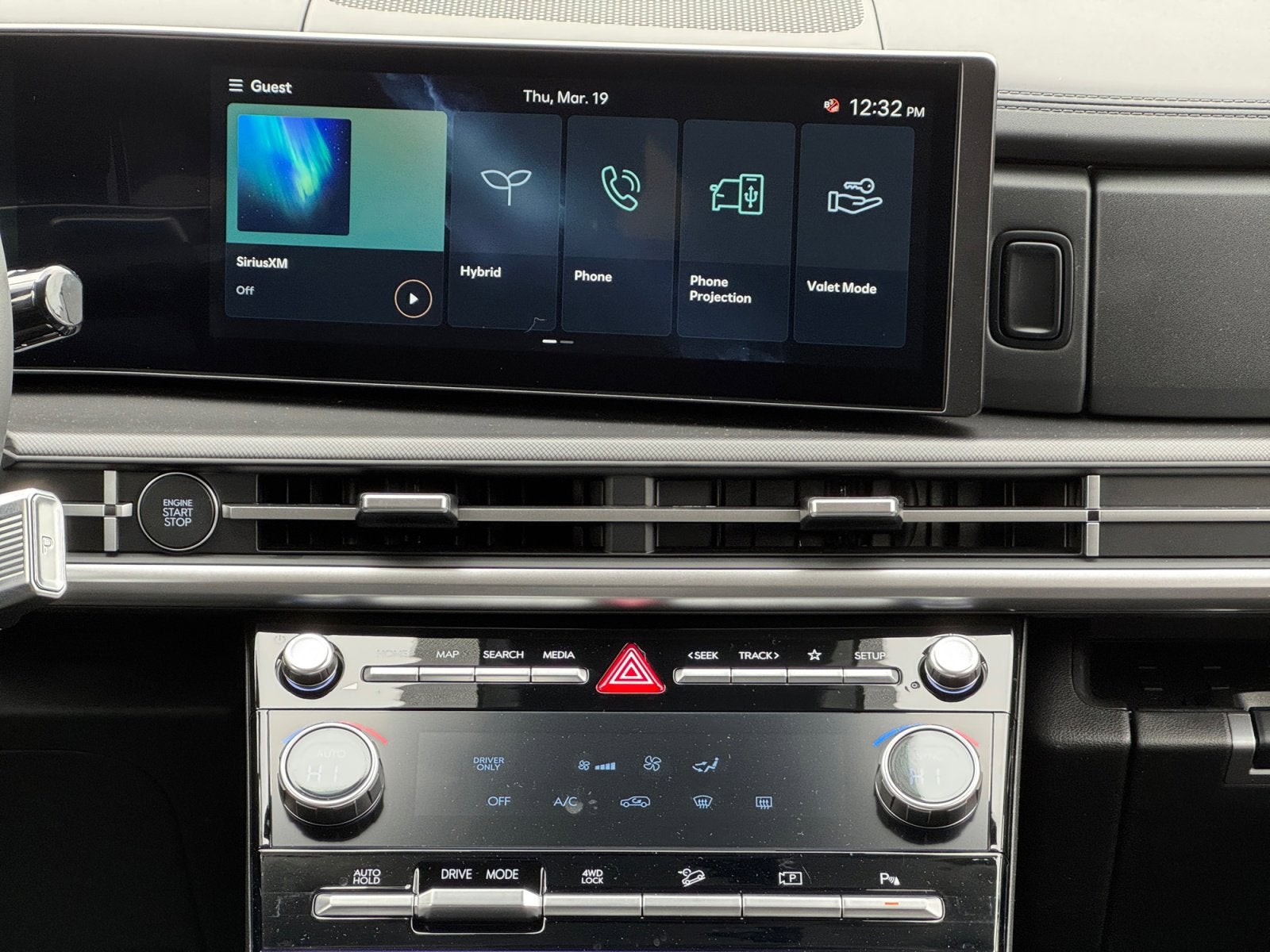 2026 Hyundai Santa Fe Hybrid SE