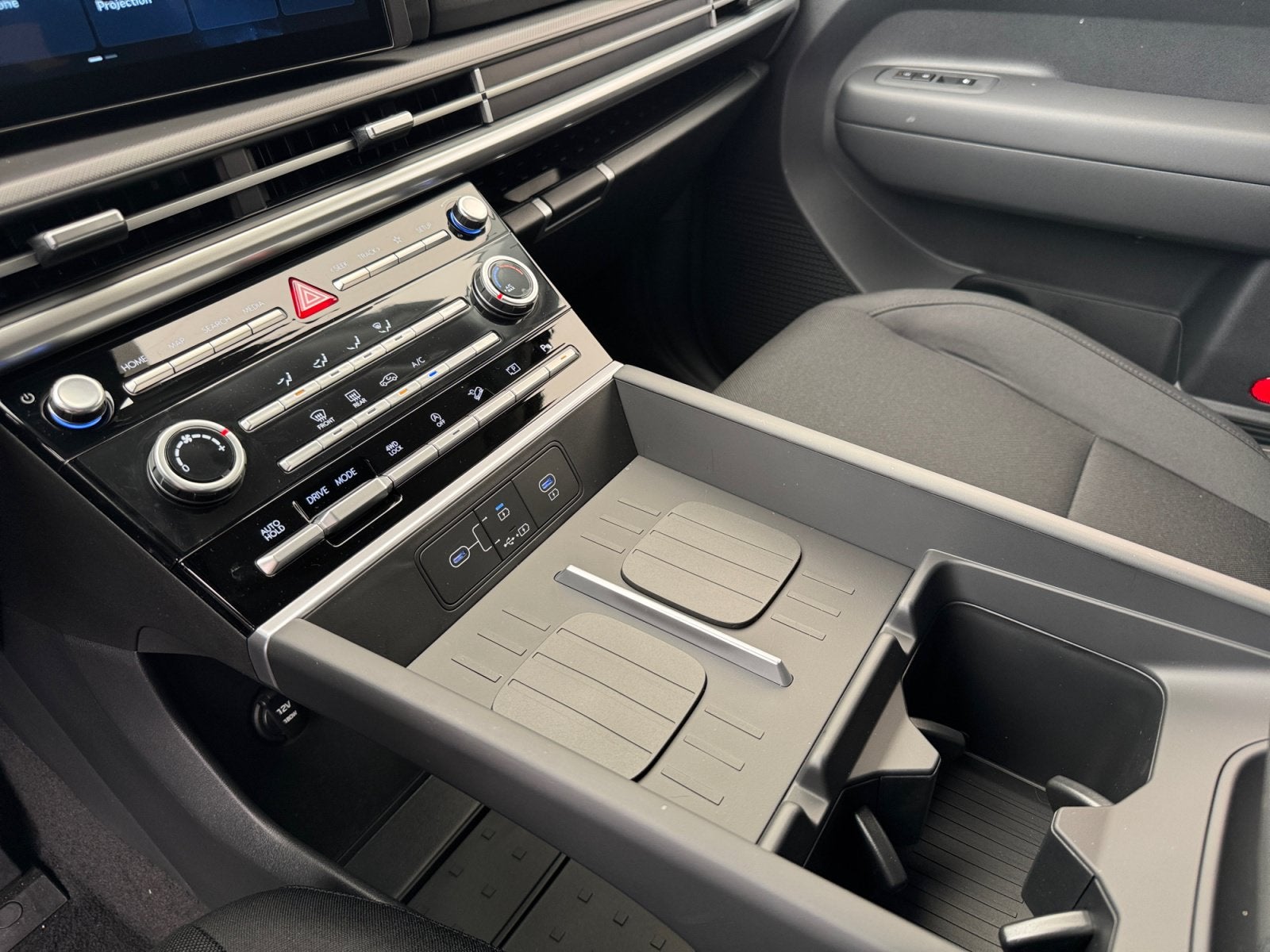2026 Hyundai Santa Fe SE AWD
