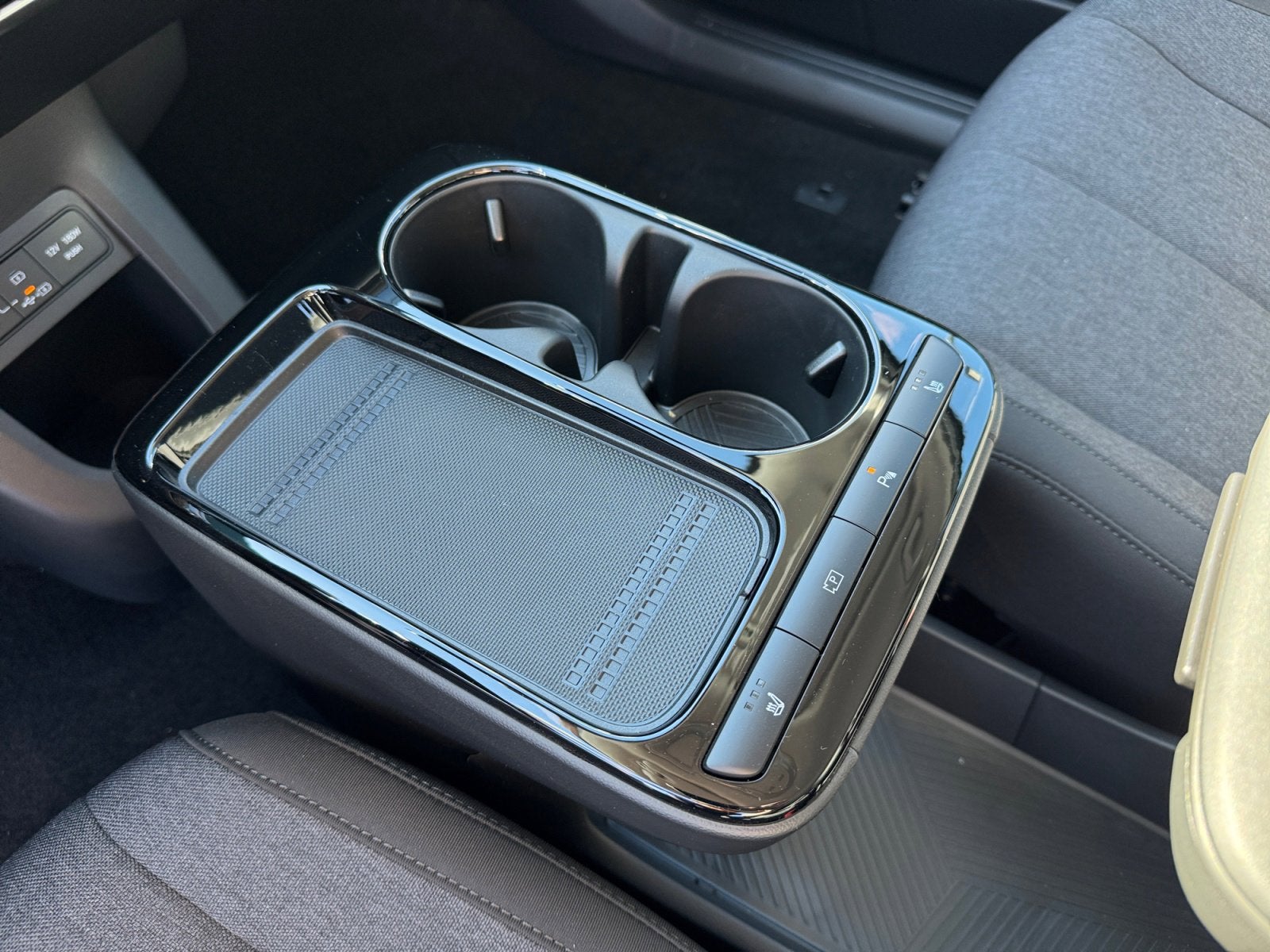 2025 Hyundai IONIQ 5 SE