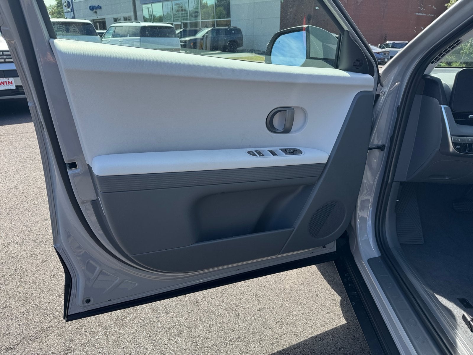 2027 Hyundai IONIQ 5 SE