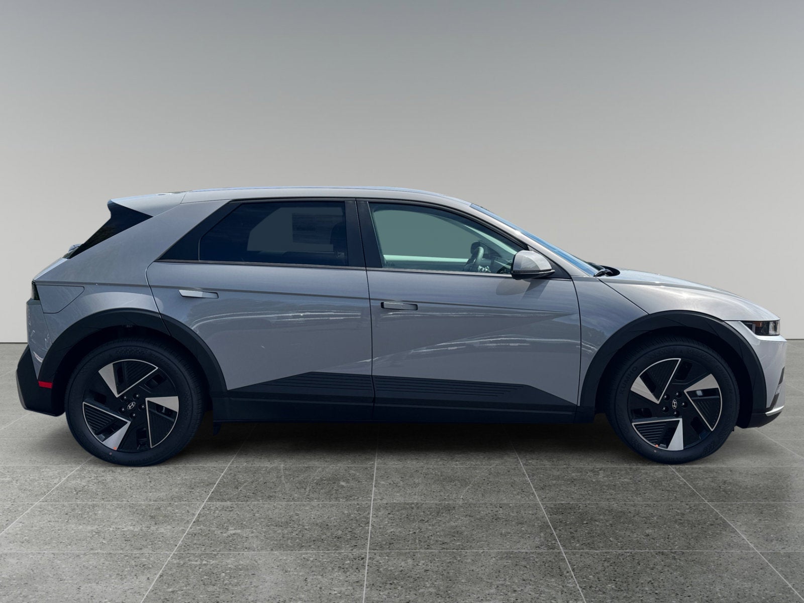 2027 Hyundai IONIQ 5 SE