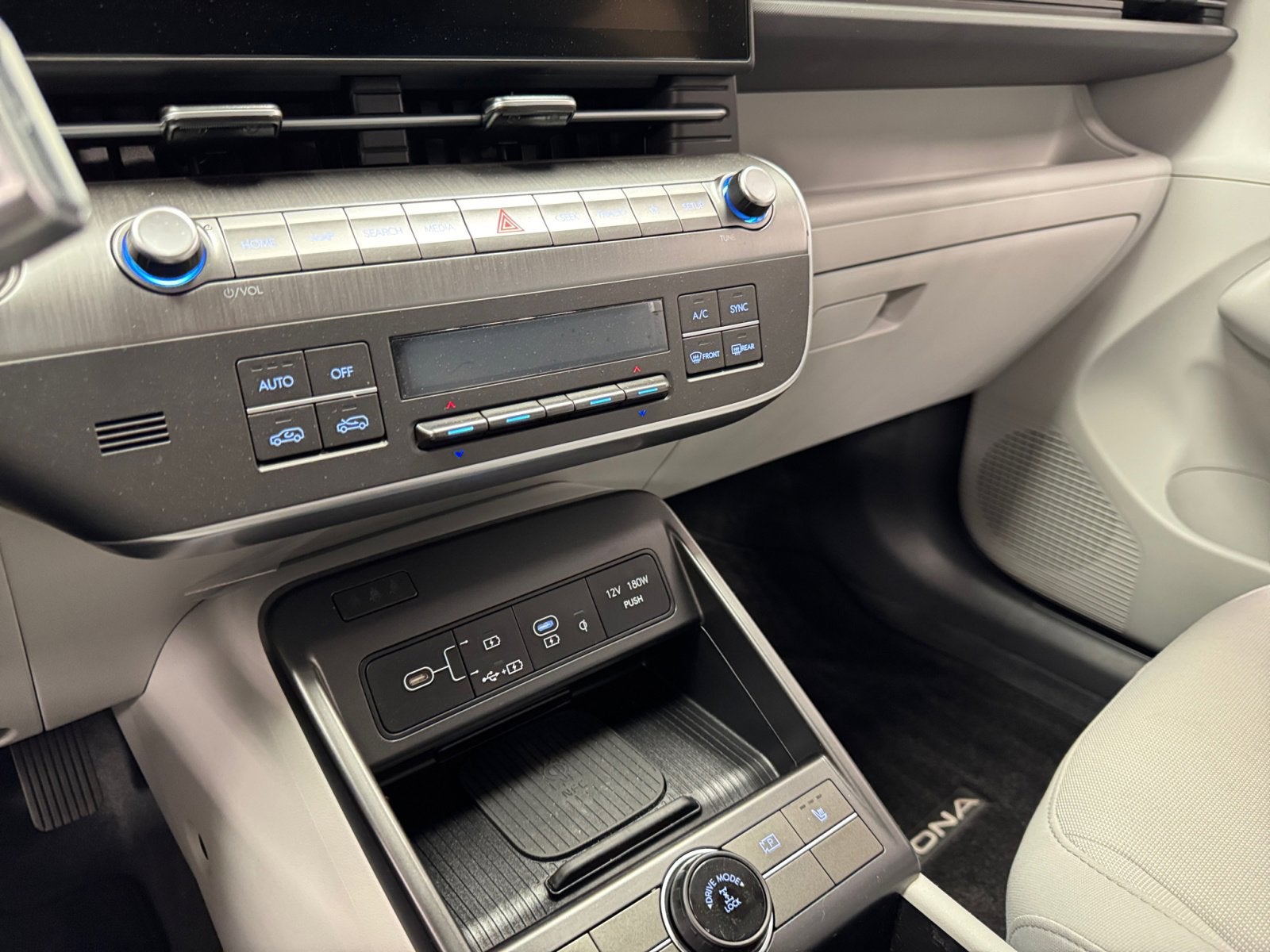 2025 Hyundai Kona SEL Convenience AWD