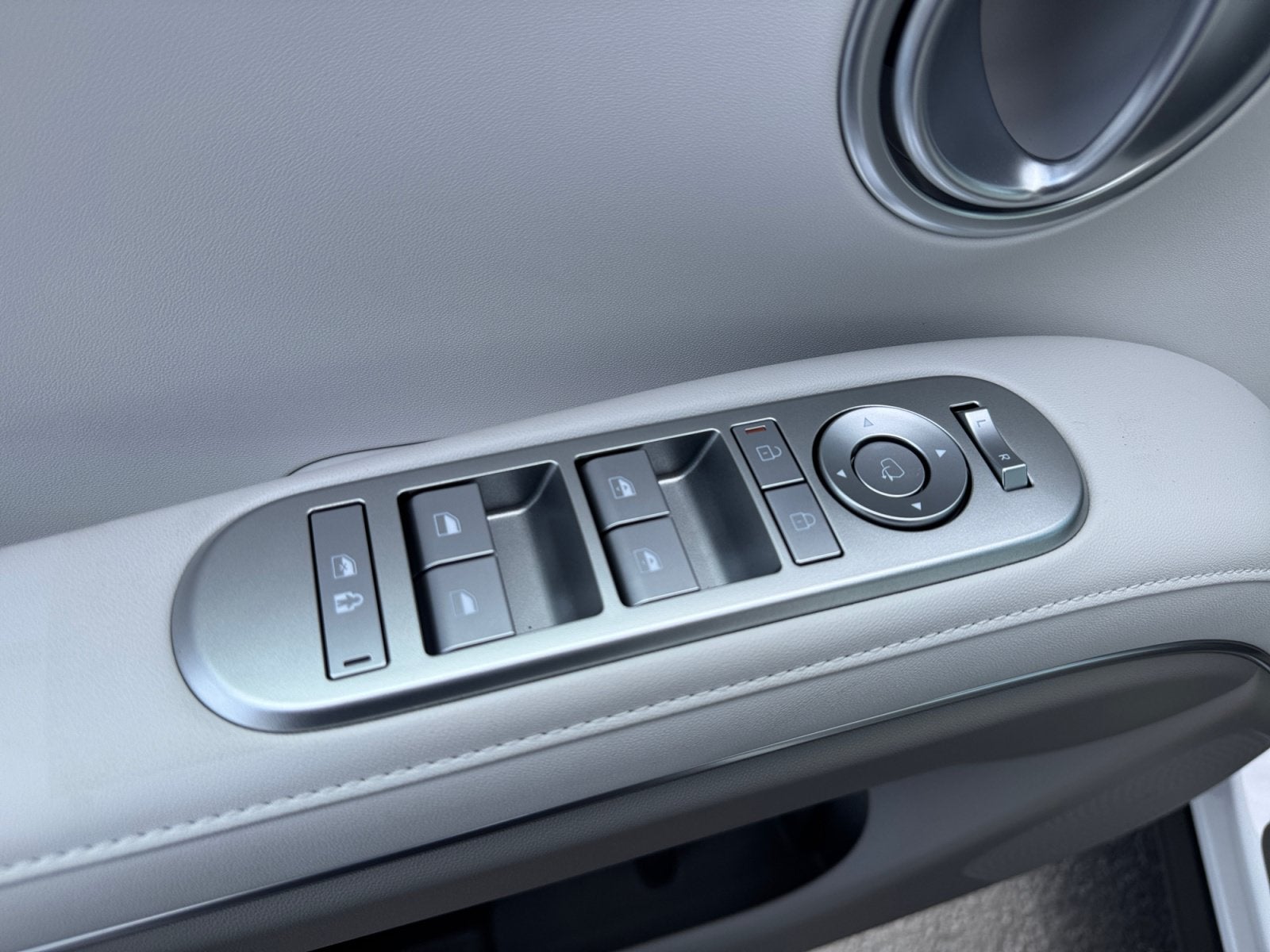 2027 Hyundai Palisade Hybrid Limited 7P