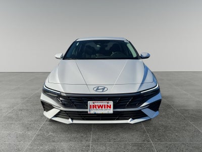 2025 Hyundai Elantra SE