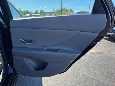 2025 Hyundai Elantra SEL Sport