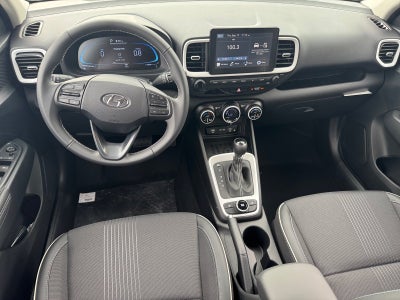 2026 Hyundai Venue SEL w/Two-Tone Roof