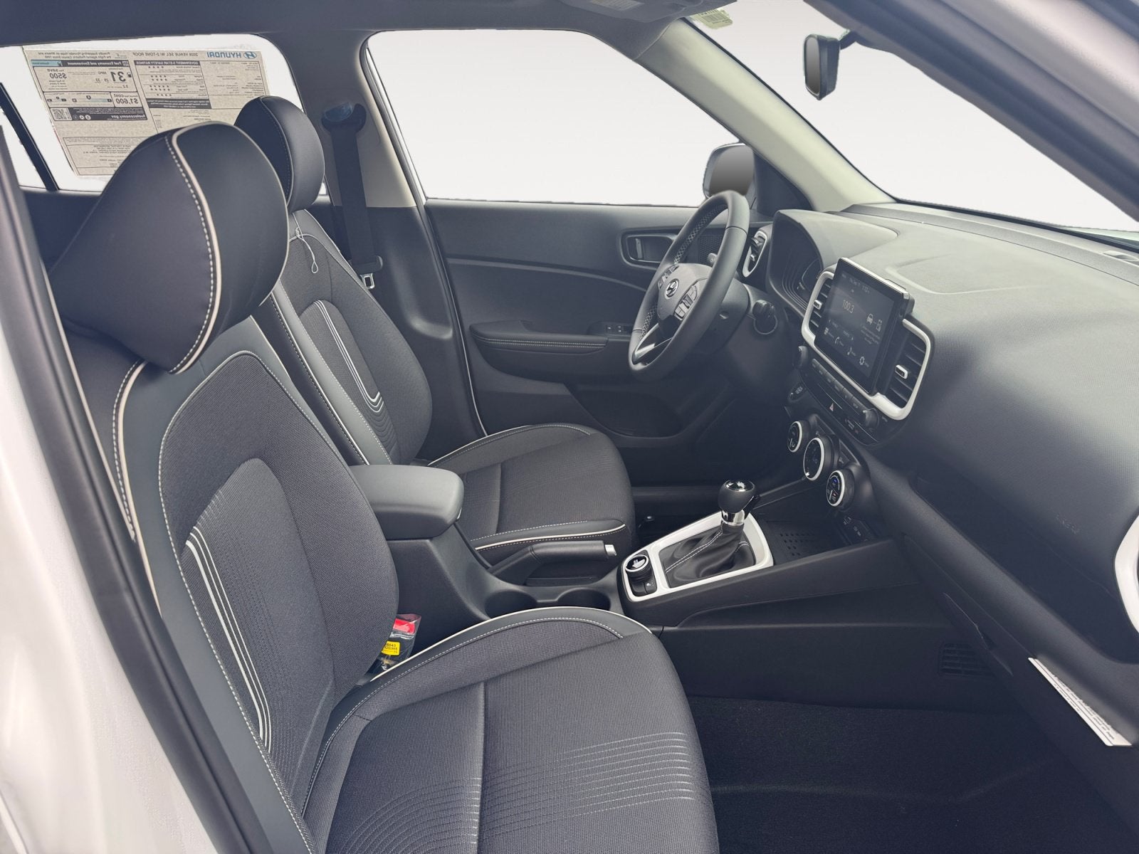 2026 Hyundai Venue SEL w/Two-Tone Roof