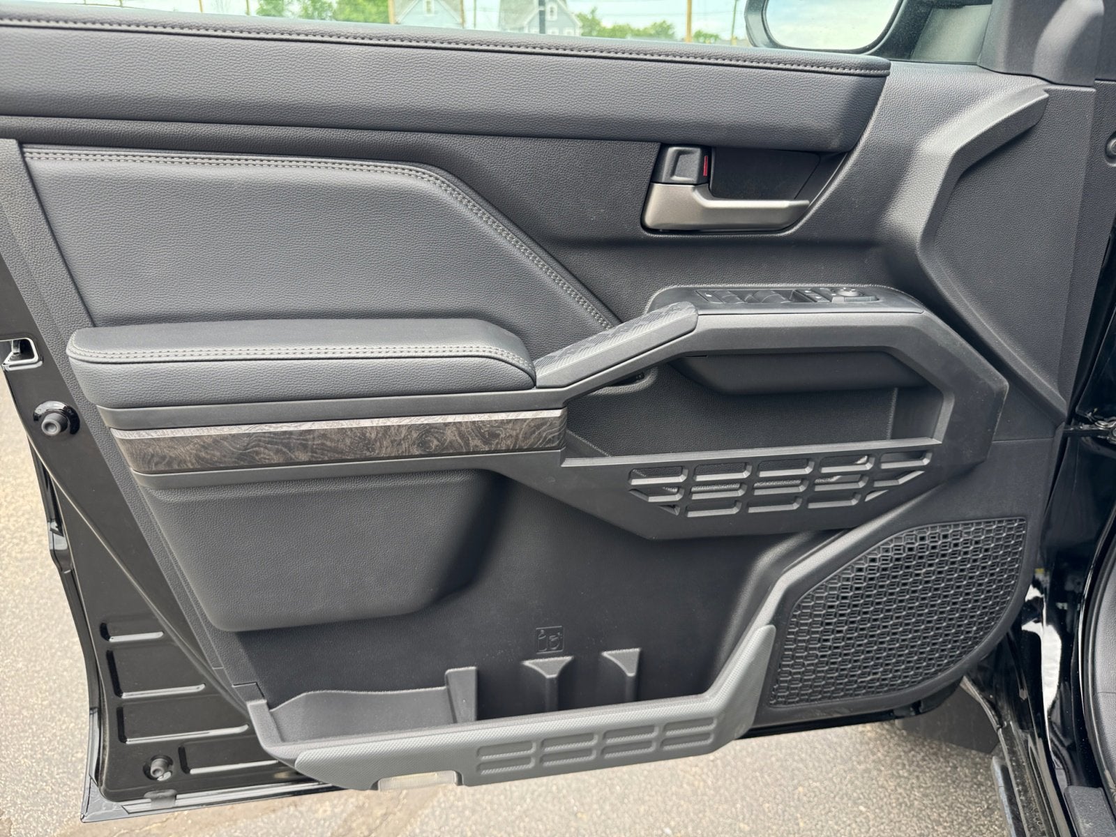 2025 Toyota Tacoma i-FORCE MAX Limited i-FORCE MAX