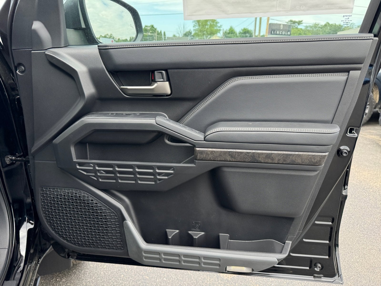 2025 Toyota Tacoma i-FORCE MAX Limited i-FORCE MAX