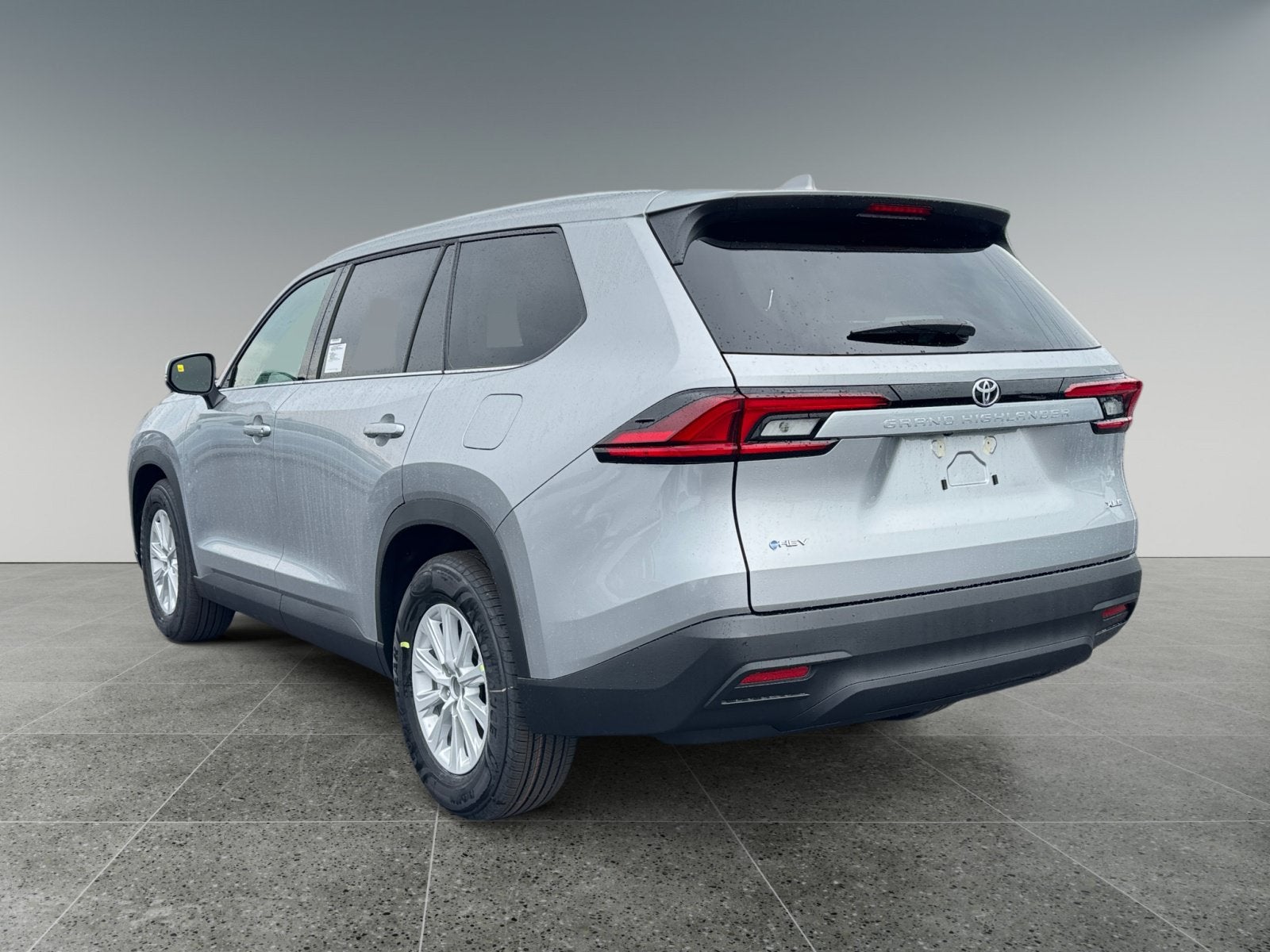 2026 Toyota Grand Highlander Hybrid XLE