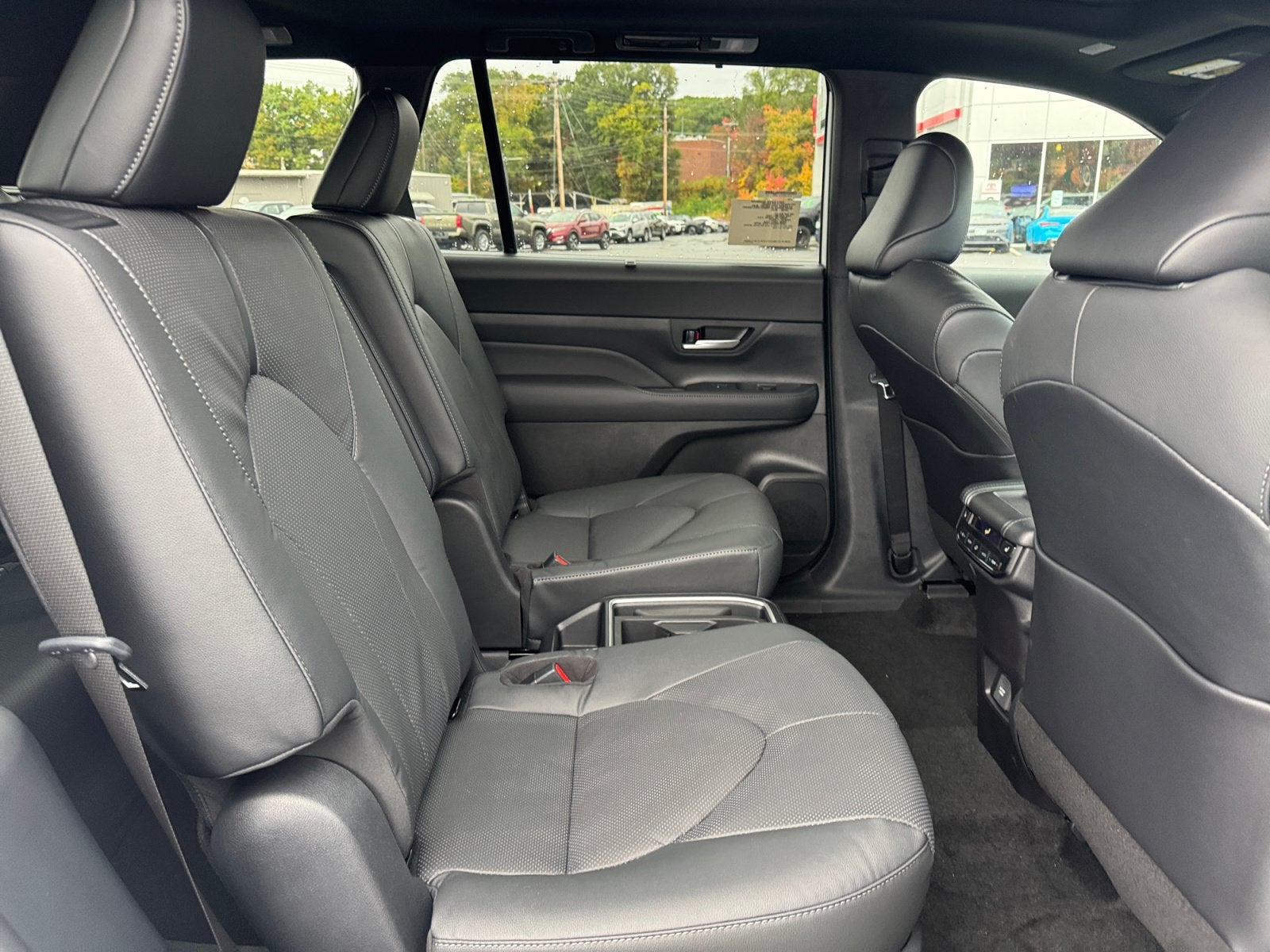 2026 Toyota Grand Highlander Hybrid Hybrid Nightshade