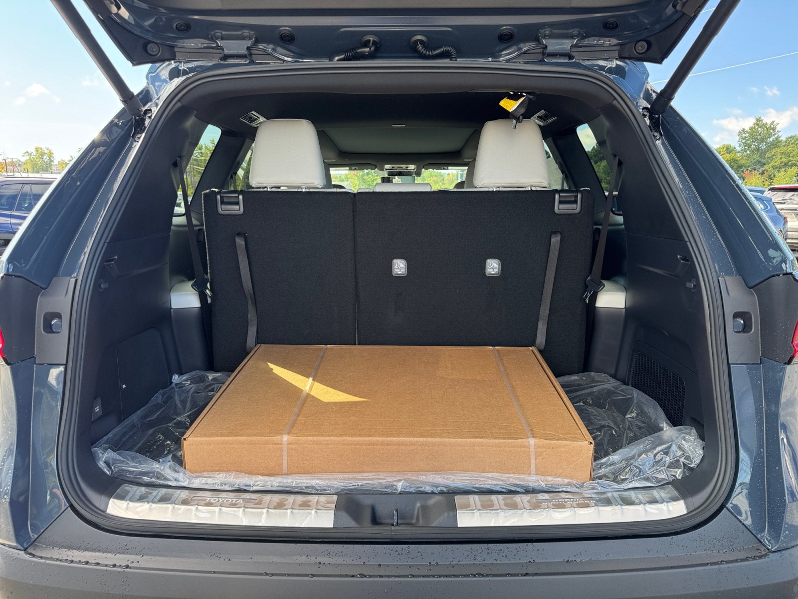2026 Toyota Grand Highlander Hybrid MAX Platinum