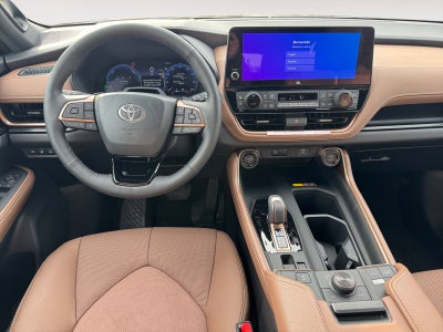 2026 Toyota Grand Highlander Hybrid MAX Platinum