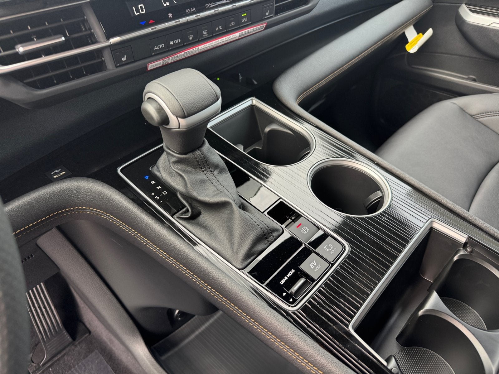 2026 Toyota Sienna Woodland Edition