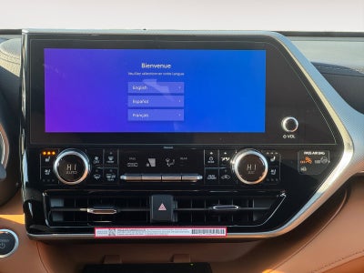 2026 Toyota Highlander Hybrid Platinum