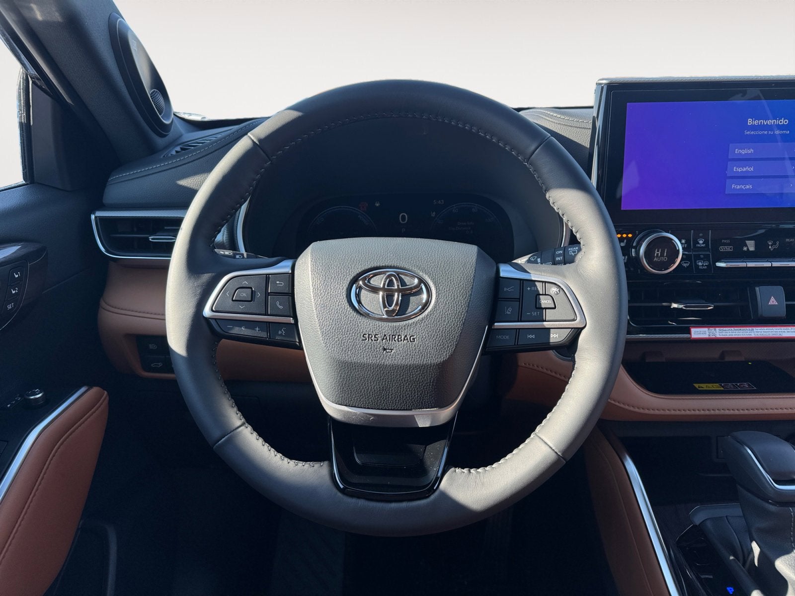 2026 Toyota Highlander Hybrid Platinum