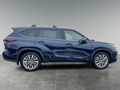 2026 Toyota Highlander Hybrid Platinum