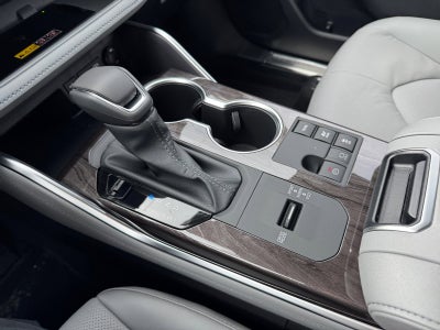 2026 Toyota Highlander Hybrid Hybrid Platinum