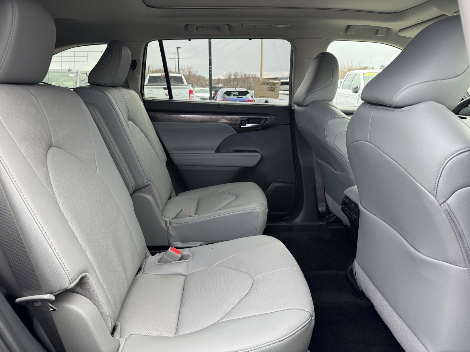 2026 Toyota Highlander Hybrid Hybrid Platinum